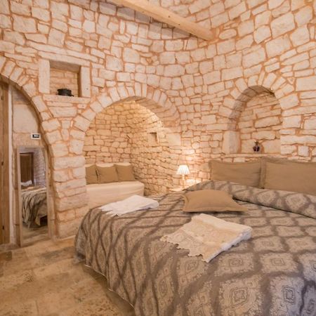 Trulli Antichi Mestieri - Widespread Trulli In The Historic Center Alberobello Exterior foto